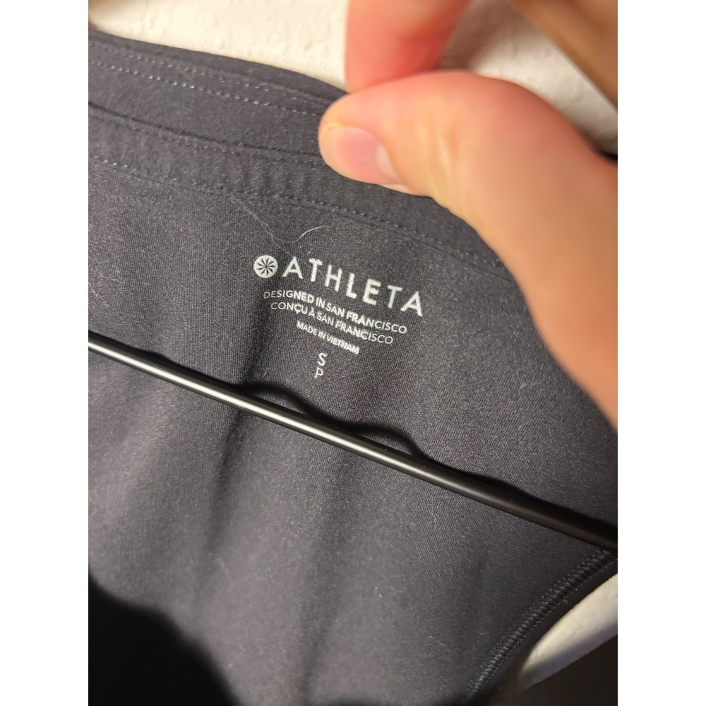 Athleta Shanti Cropped Tank Black Racerback Top Small - Picture 2 of 4
